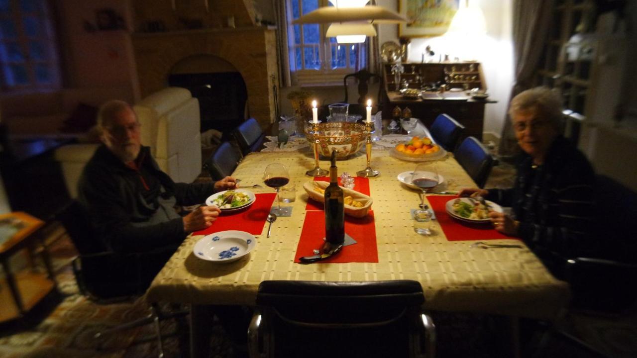 Le Balcon Des Jasses Bed and Breakfast Espere Exteriör bild