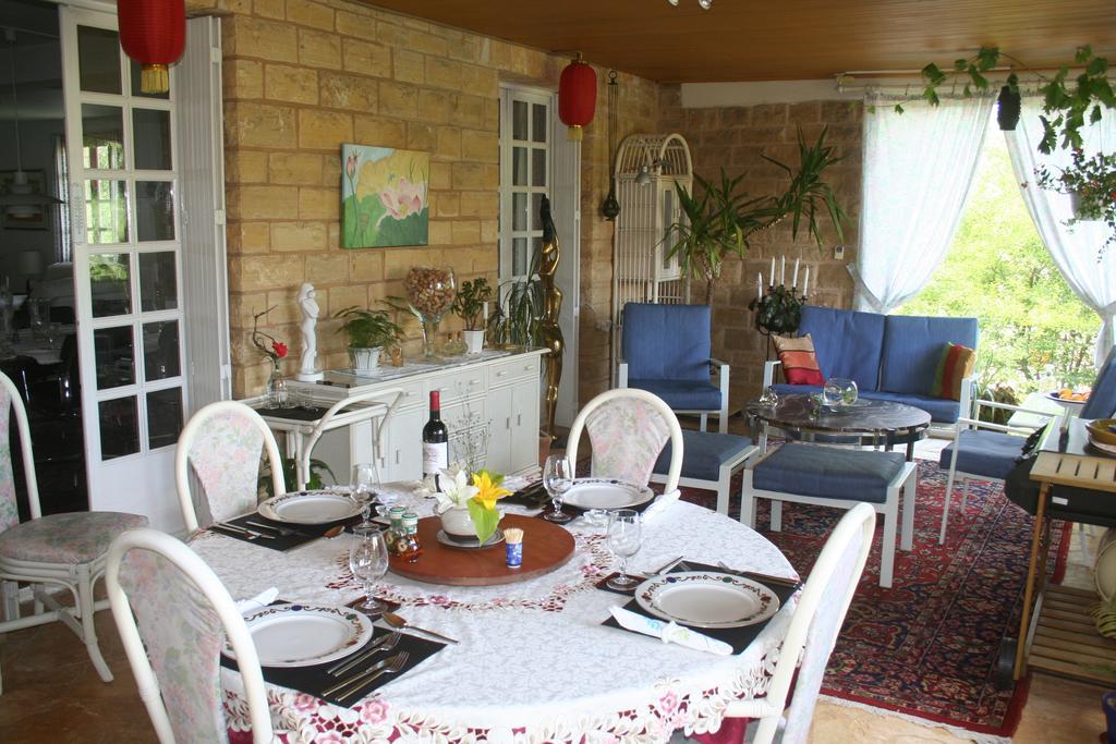 Le Balcon Des Jasses Bed and Breakfast Espere Exteriör bild